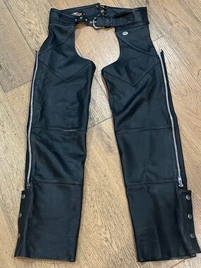 Harley-Davidson Genuine Leather Motorcycle Chaps Medium Black Ridin